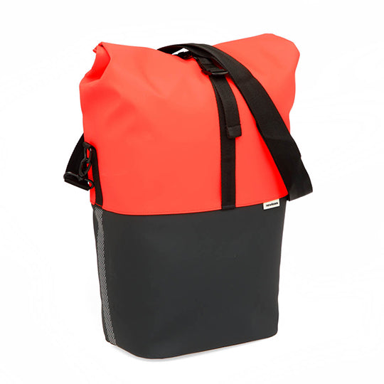 SACOCHE VELO PORTE BAGAGE NEWLOOXS NYBORG ROUGE/NOIR - 17 LITRES - 300X370X170MM