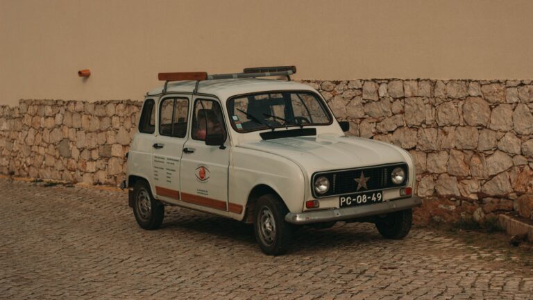Renault des années 1950 : modèles, histoire et cote