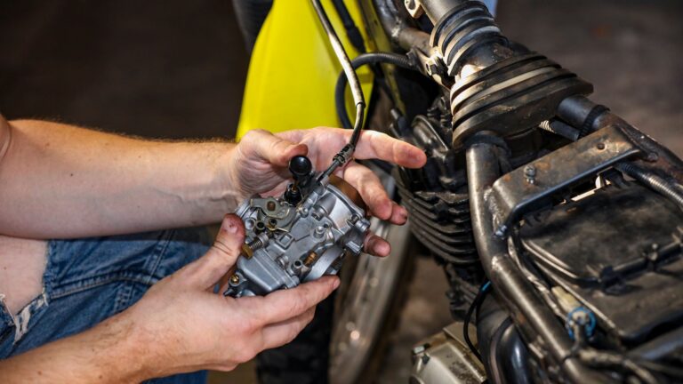 Comment changer la mécanique de sa moto avec les meilleures pièces détachées